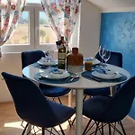 Nakiiii Apartmanii Апартаменти