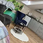 Nakiiii Apartmanii