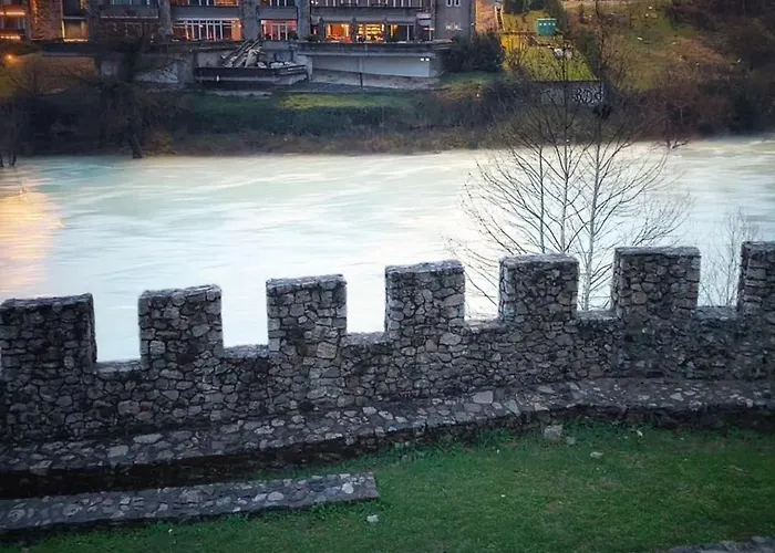 Nakiiii Apartmanii *